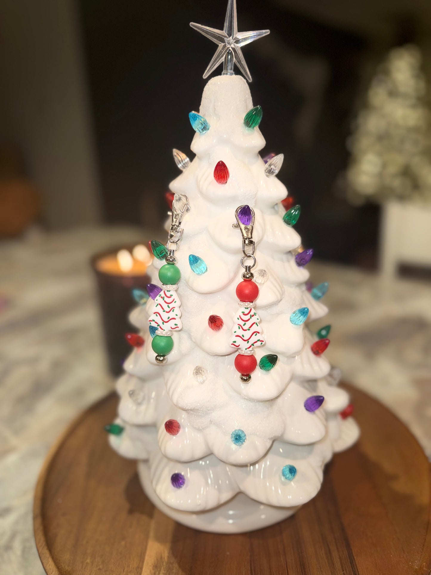 Christmas Tree Cake Keychain🎄