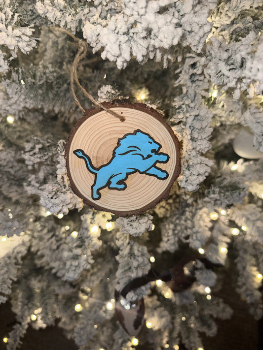 Wood Lions Ornament 🦁🏈